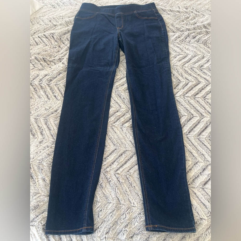 Old Navy Denim pull on stretch jeans -long
